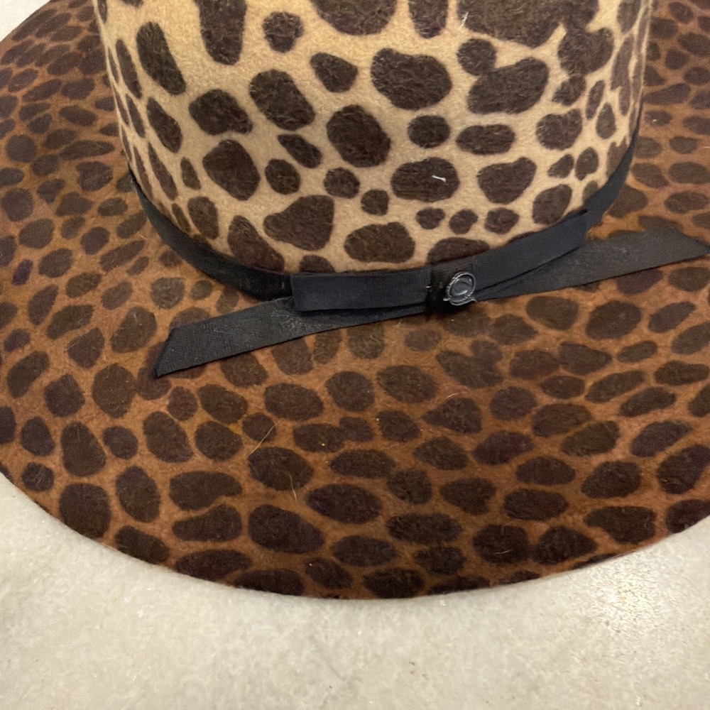 Charlie 1 Horse Jezebelle Leopard Print Hat - Picture 4 of 11